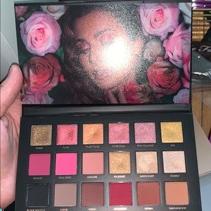 Huda beauty rose gold remastered